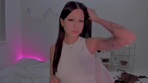 Snapshot of mary_tim chatting on September 2025 03:05:01 PM Maryana online show from September 2025 03:05:01 PM