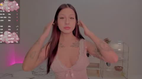 Maryana online show from December 2025 06:03:01 PM