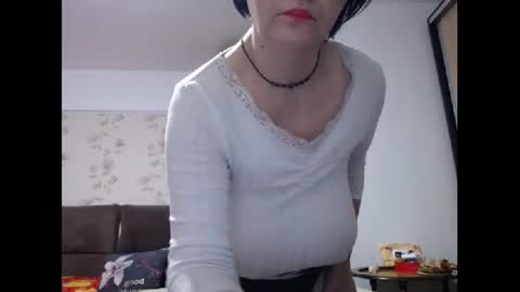 Mary online show from October 2025 03:05:01 AM