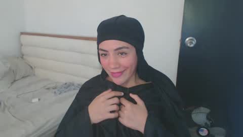 Snapshot of maryam_arabicmilk chatting on January 2025 03:18:02 PM maryam_arabicmilk online show from January 2025 03:18:02 PM