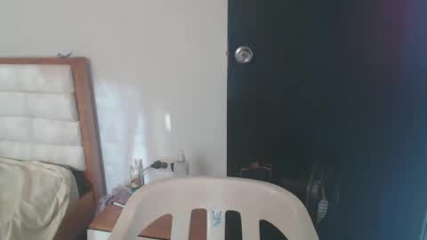 Snapshot of maryam_arabicmilk chatting on February 2025 09:17:01 PM maryam_arabicmilk online show from February 2025 09:17:01 PM