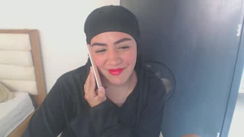 Snapshot of maryam_arabicmilk chatting on March 2025 02:12:01 PM maryam_arabicmilk online show from March 2025 02:12:01 PM