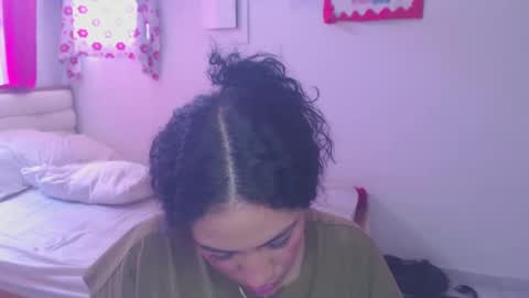 Snapshot of maryam_arabicmilk chatting on September 2025 03:45:02 PM maryam_arabicmilk online show from September 2025 03:45:02 PM