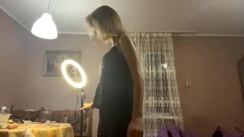 Tessa  online show from February 2026 08:16:01 PM