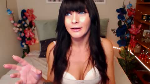 Snapshot of marydash chatting on September 2025 11:21:01 PM Mary online show from September 2025 11:21:01 PM