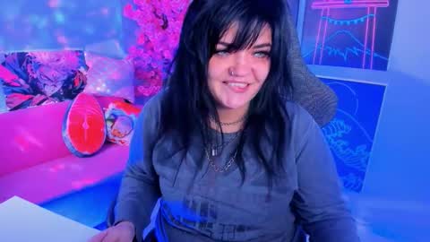 Mary online show from October 2025 11:27:01 PM