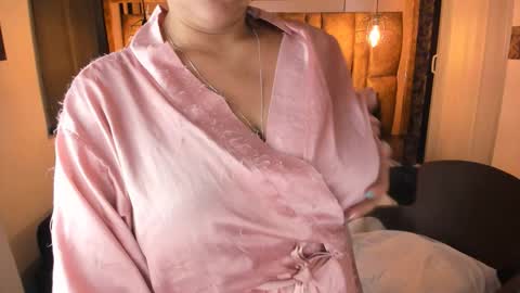 Marylin online show from October 2025 08:00:01 AM