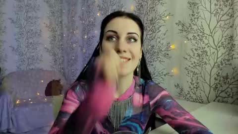 Mary Lou online show from February 2025 06:29:02 AM