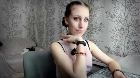 Mary Lou online show from February 2026 07:35:02 AM