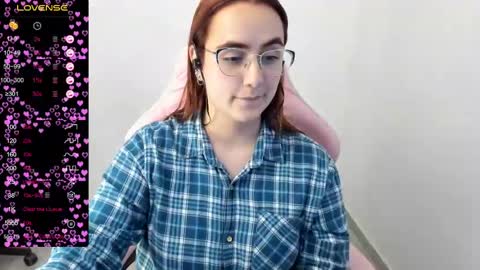 Dulce Maria online show from February 2025 11:12:01 PM