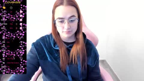 Dulce Maria online show from February 2025 06:03:01 AM