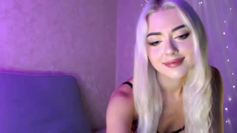 MaryVi online show from September 2025 01:40:01 AM