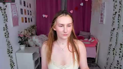 Snapshot of marywaddell chatting on July 2026 03:49:02 PM Mary online show from July 2026 03:49:02 PM