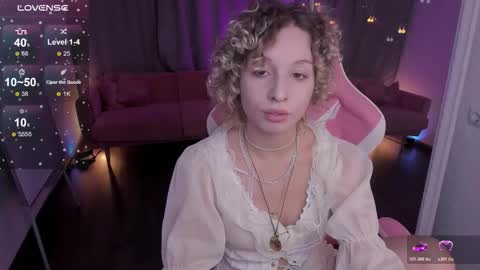 Snapshot of marywohlberg chatting on November 2025 06:26:02 AM Mary online show from November 2025 06:26:02 AM