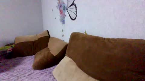 maryyemm online show from January 2025 04:59:01 PM