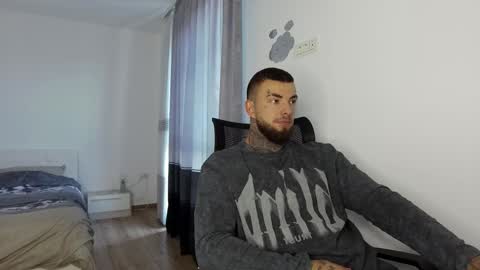 masculineguy69 online show from October 2025 06:22:02 AM