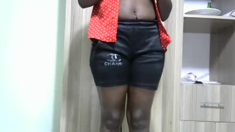 Cate online show from February 2025 06:12:01 PM