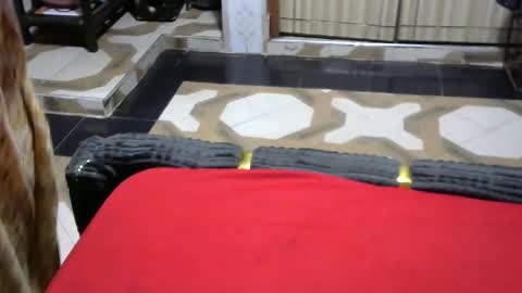 Cate online show from September 2025 05:45:02 AM