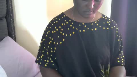 Cate online show from October 2025 07:31:01 AM