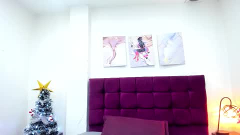 MashaPink online show from January 2026 12:53:02 PM