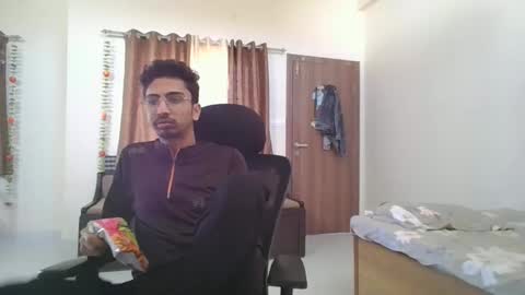 maskboyz2003 online show from January 2025 08:28:01 AM