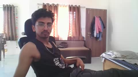 maskboyz2003 online show from February 2025 03:46:02 AM