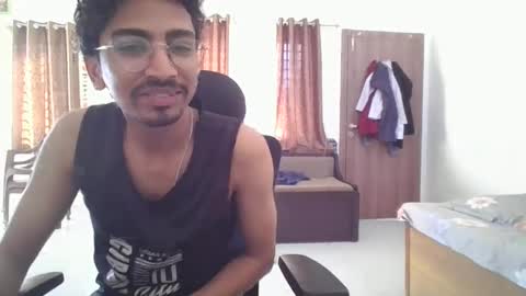 maskboyz2003 online show from February 2025 04:47:01 AM