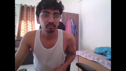 maskboyz2003 online show from February 2025 04:07:01 AM