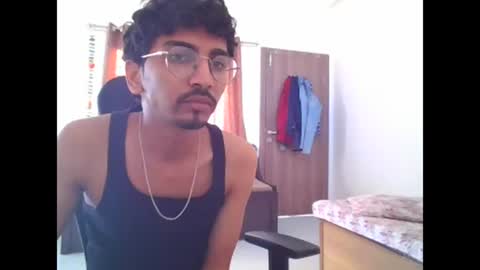 maskboyz2003 online show from February 2025 02:48:02 AM