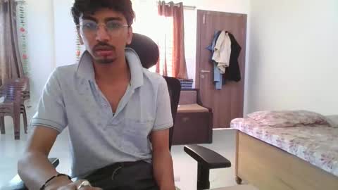 maskboyz2003 online show from March 2025 02:19:02 AM