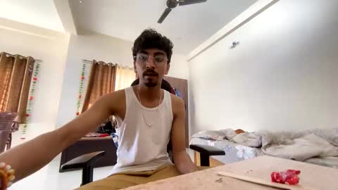 Mask Boy online show from February 2025 04:42:02 AM