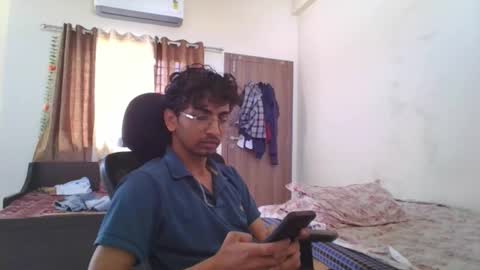 Mask Boy online show from September 2025 04:36:02 AM