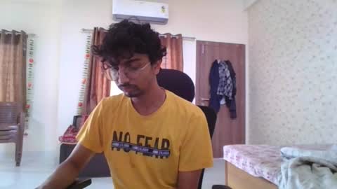 Mask Boy online show from October 2025 02:08:02 AM