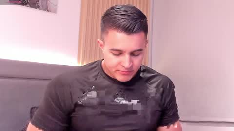 Snapshot of mason_bennet chatting on May 2026 12:19:02 AM Mason Bennet online show from May 2026 12:19:02 AM