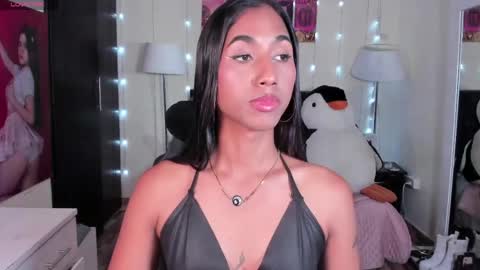 massielhot online show from April 2026 11:11:02 PM