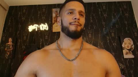 massimo_greco2 online show from October 2025 09:45:01 PM