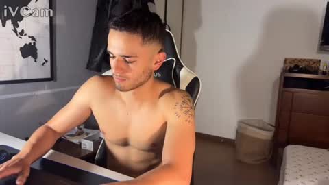 massimo online show from September 2025 11:17:02 PM