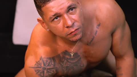 massimowalton2 online show from December 2024 05:42:01 AM