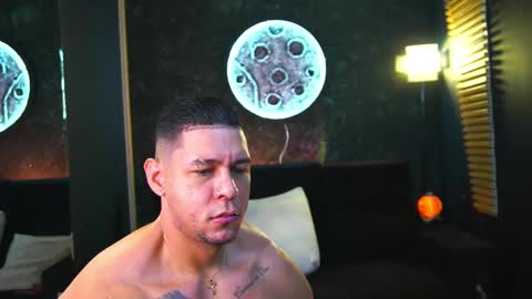 massimowalton2 online show from February 2025 03:40:01 PM