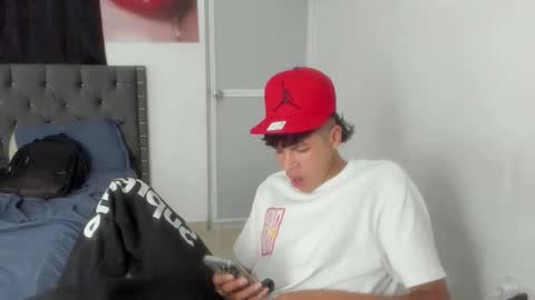 Snapshot of master_billy1 chatting on May 2026 05:24:01 AM master_billy1 online show from May 2026 05:24:01 AM