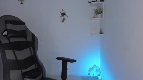 Alpha junior online show from January 2026 01:49:01 PM