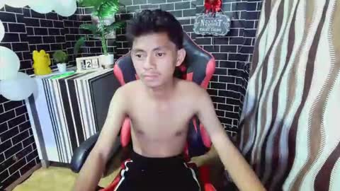 Snapshot of masteralex19 chatting on March 2026 11:06:01 AM Alex online show from March 2026 11:06:01 AM