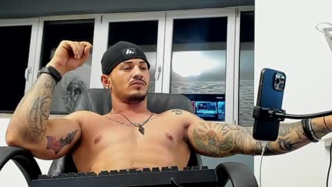 masterchris12 online show from December 2024 09:08:02 PM