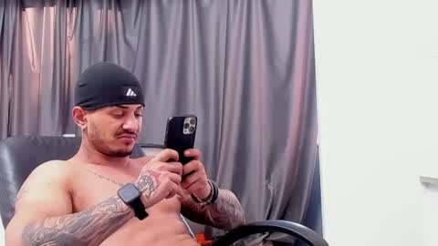 masterchris12 online show from December 2024 06:53:02 AM