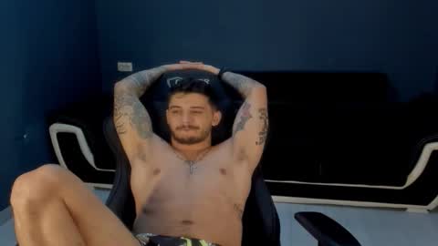 masterchris12 online show from March 2026 05:43:01 AM