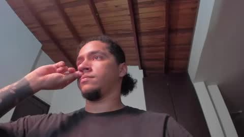 Juan Independent Model online show from March 2025 12:18:01 AM