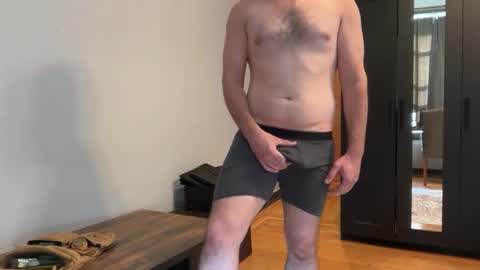 Aiden online show from September 2025 08:08:02 PM