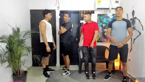 Team Cris Darwin- Fernando- Stiven- David online show from October 2025 11:32:02 AM