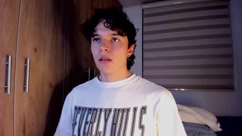 Snapshot of mastrangelo_x chatting on March 2026 04:07:02 AM mastrangelo_x online show from March 2026 04:07:02 AM