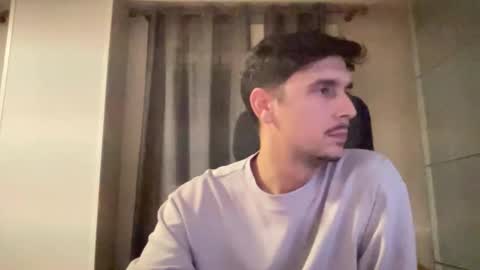 Snapshot of matahavi chatting on February 2026 10:46:02 PM Aaron online show from February 2026 10:46:02 PM